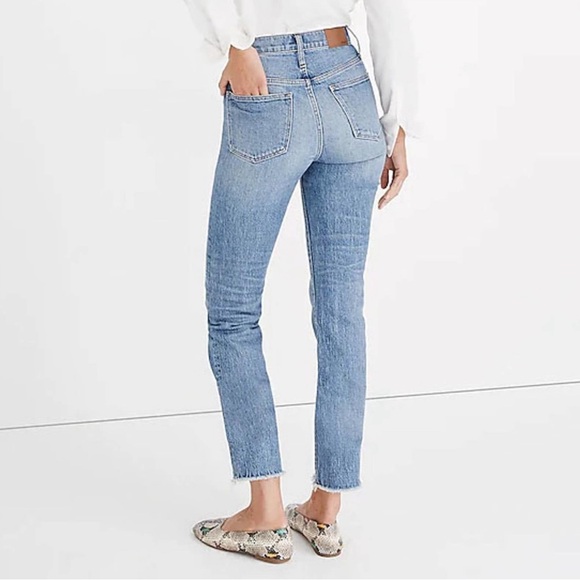 Madewell The Perfect Vintage Jean in Ainsworth Wash - Picture 5 of 7